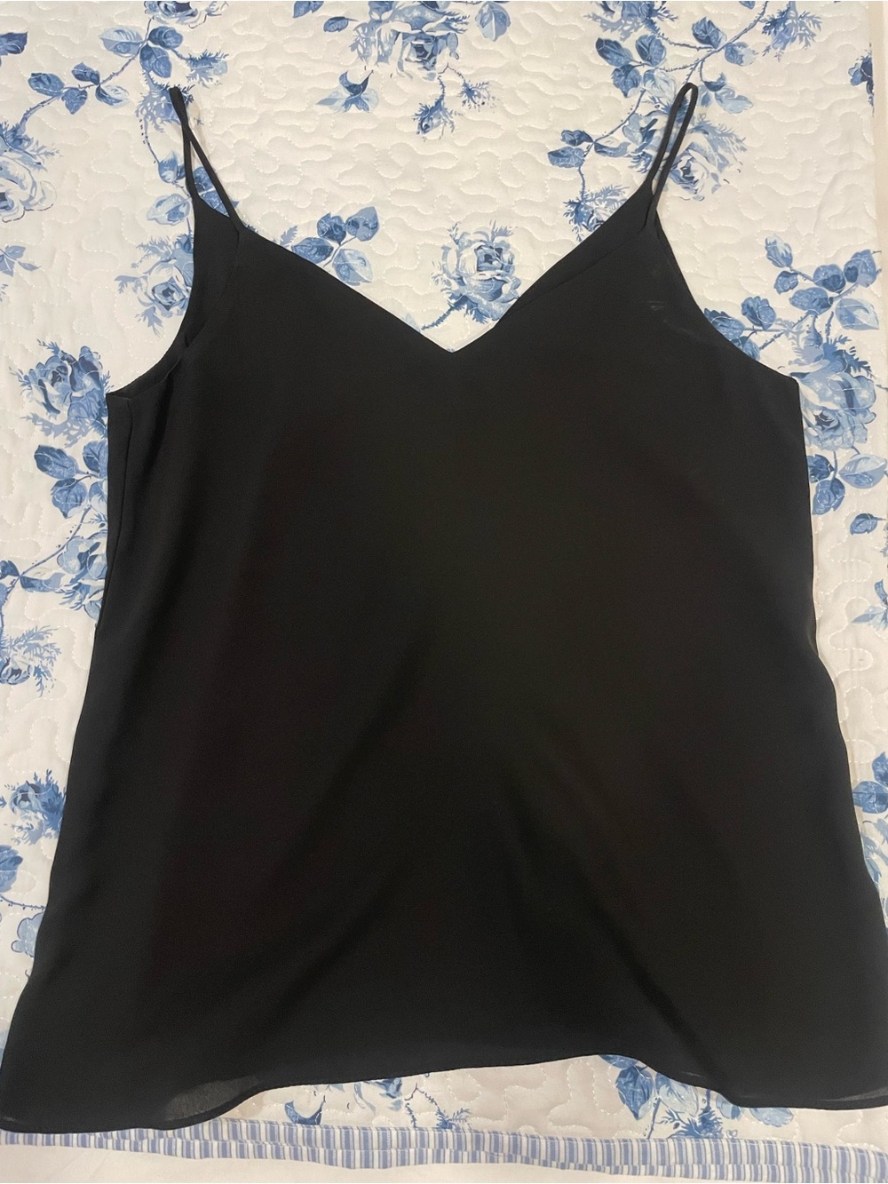 Black flowy tank top